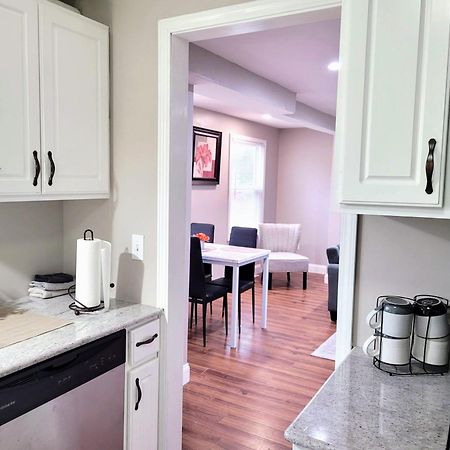 Apartment With Brand New Furniture And Large Parking West Seneca Exterior photo