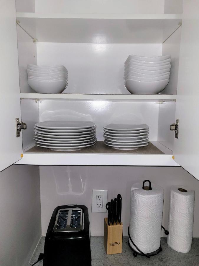 Apartment With Brand New Furniture And Large Parking West Seneca Exterior photo