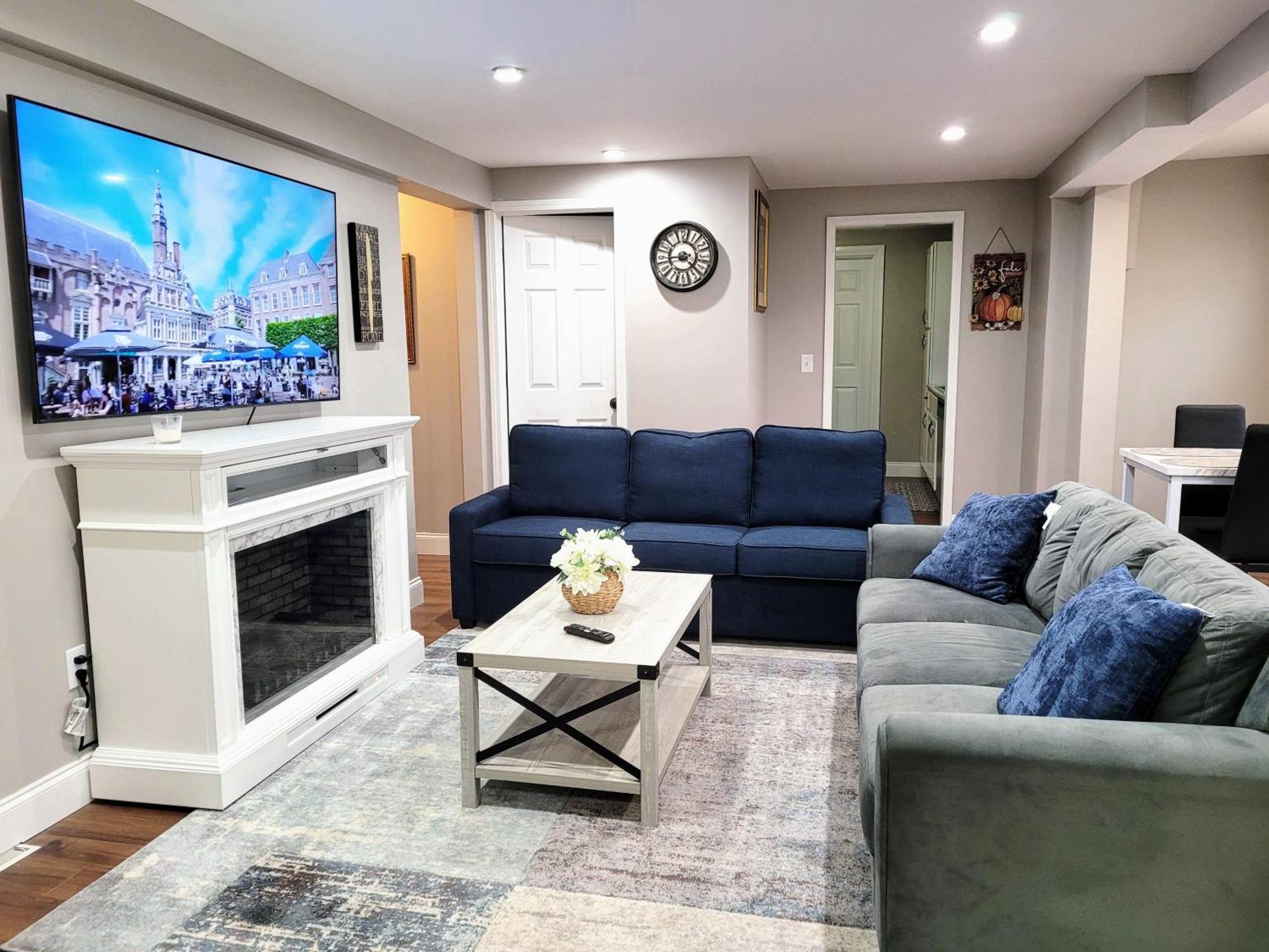Apartment With Brand New Furniture And Large Parking West Seneca Exterior photo